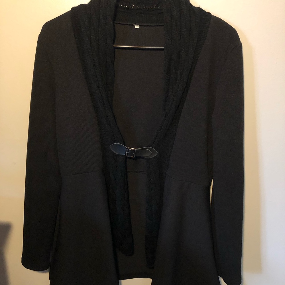 Black cardigan with buckle